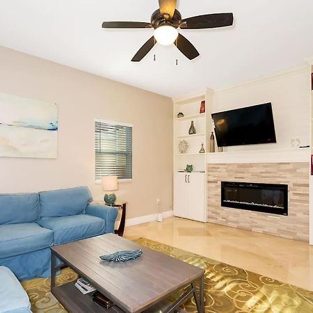 Las Olas Villa With Heated Salt Water Pool Fort Lauderdale Exteriér fotografie